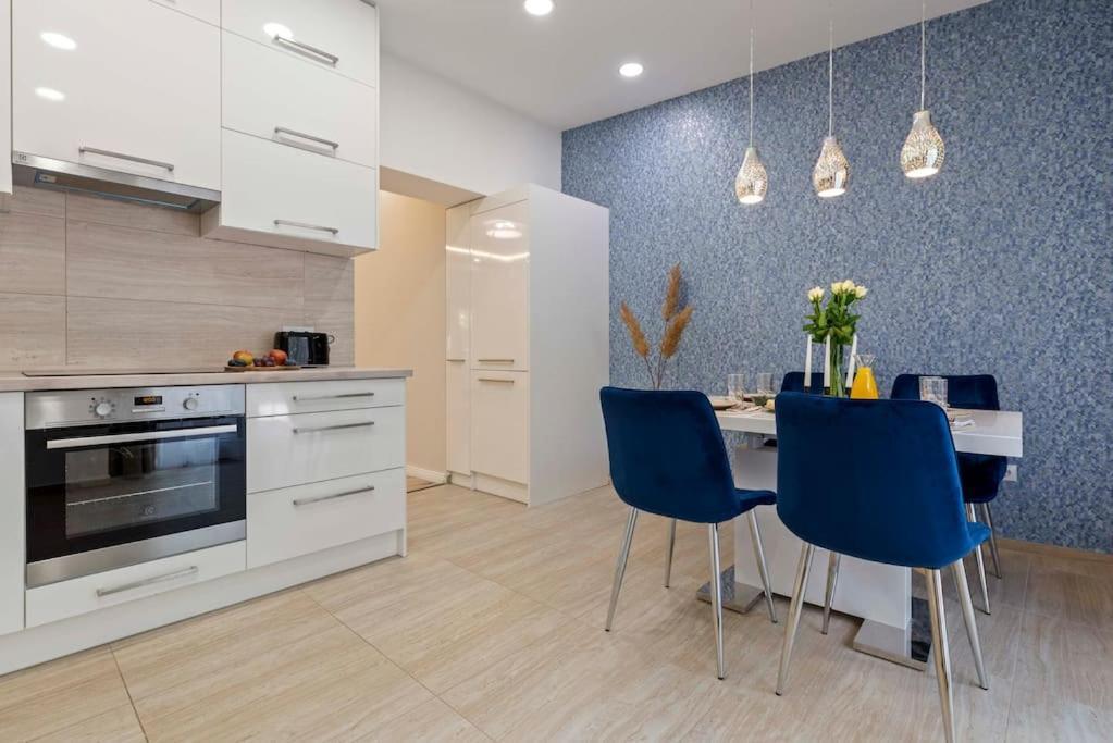 Mandula Apartman Pecs Exterior photo